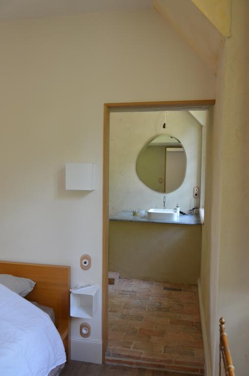 Bed and Breakfast Le Pavillon De L'Orangerie Marigny  Номер фото